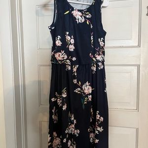 Floral maternity/nursing dress
